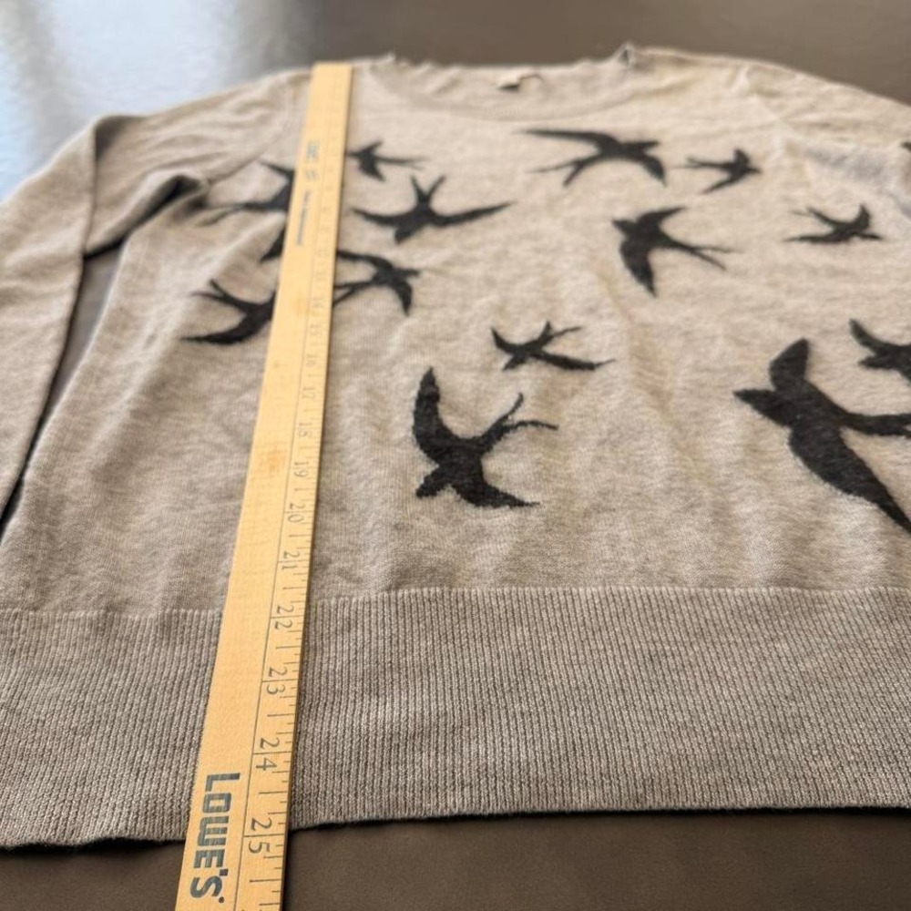 Halogen Gray Bird Print Sweater Women's Large Lightweight Knit - Picture 3 of 8